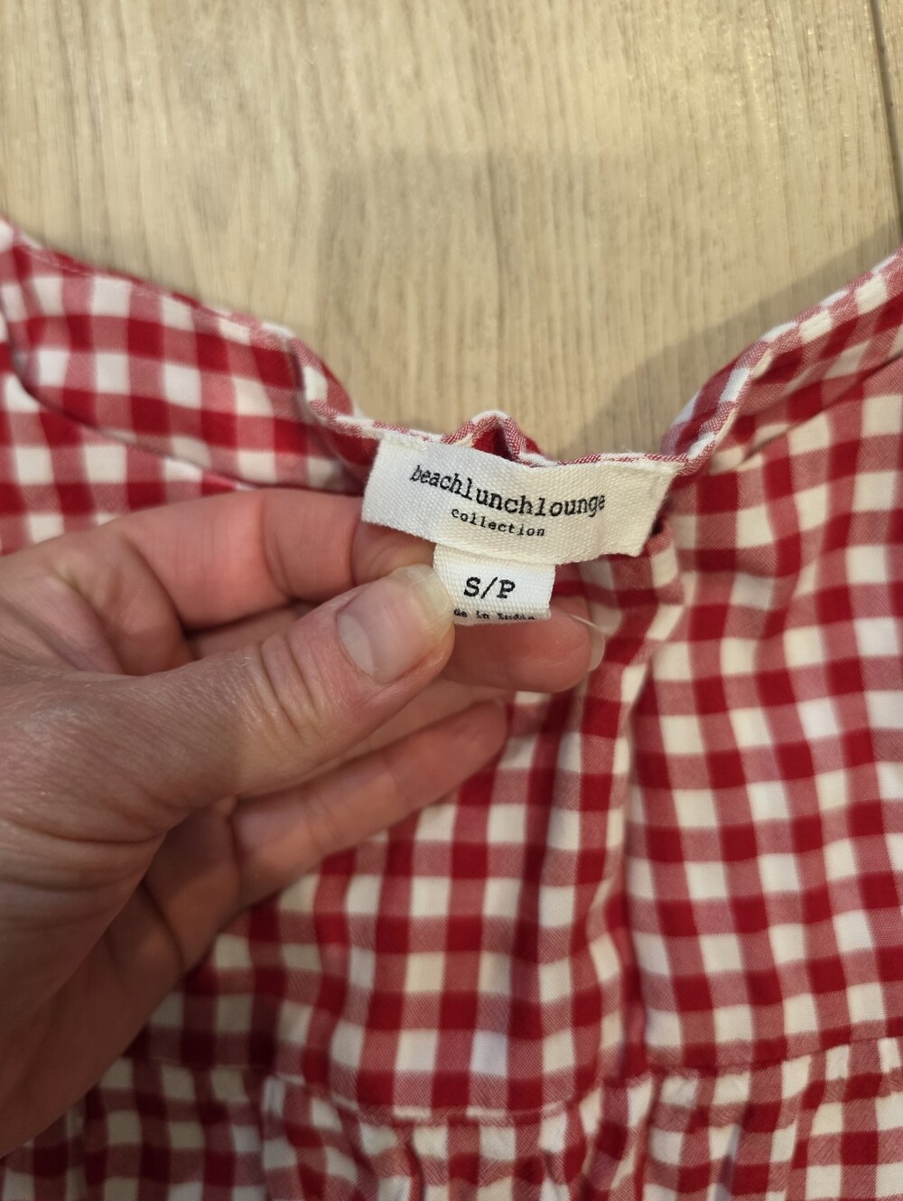 BeachLunchLounge Red White Gingham Tiered Ruffle Dress Size Small - Picture 2 of 3
